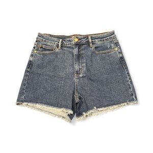 Judy Blue Women’s High Rise Frayed Hem Jean Shorts Size XL Medium Wash